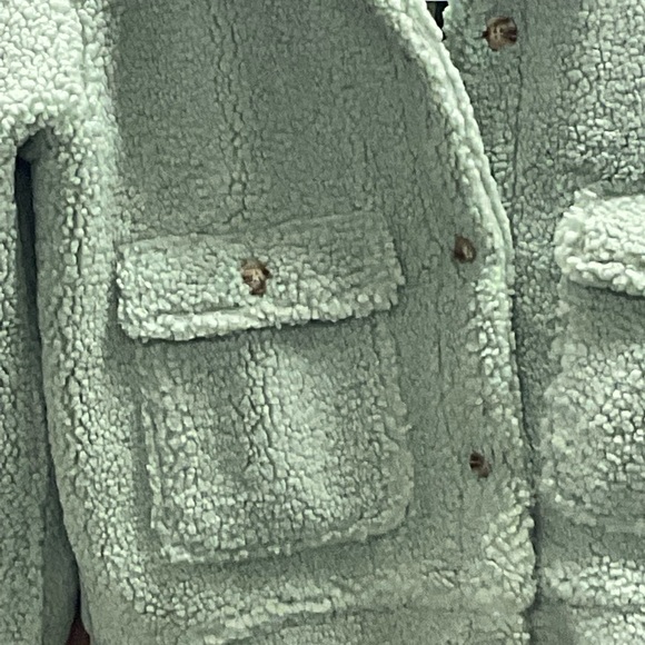 Soft green boucle jacket size LG - Picture 2 of 6